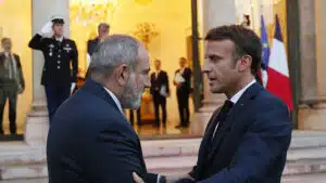 Macron y Pashinyan (1)