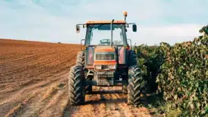 tractor-vinedo