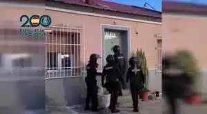 Cae una organización criminal que facilitaba documentación falsa a menores inmigrantes