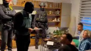 Cae un grupo criminal que robaba camiones para vender su mercancía