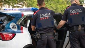 Argelino amenaza y agrede sexualmente a una educadora de un centro de menores en Barcelona