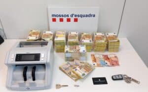Tres detenidos en Barcelona por intentar estafar 500.000€ mediante un «Rip Deal»