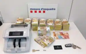 Tres detenidos en Barcelona por intentar estafar 500.000€ mediante un «Rip Deal»