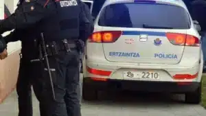 Un hombre intenta robar a un vendedor de la ONCE en San Sebastián
