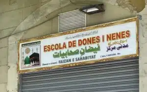 Escuela islámica solo para mujeres y niñas en Barcelona