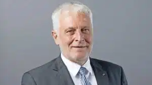 Diputado de Alternativa para Alemania agredido en Dresden