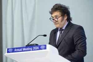 Javier Milei vuelve a cargar contra Pedro Sánchez