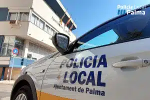 Dos argelinos atacan con cuchillos a un grupo de jóvenes en Palma