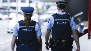 Condenada a prisión una afgana por forzar a su hija a casarse en Australia