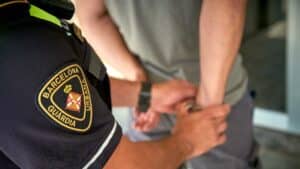 Se cuela en una casa y agrede sexualmente a una mujer en Gerona