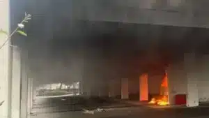 Un policía herido en un atentado contra una sinagoga en Francia