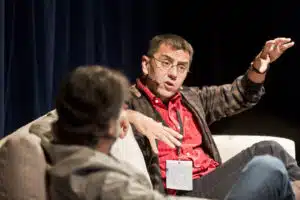 Monedero reaparece en la escena política junto a Maduro