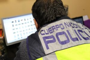 Detenidas nueve personas por posesión y distribución de pornografía infantil