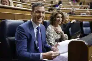 Un año de legislatura de Sánchez escaso en leyes e iniciativas