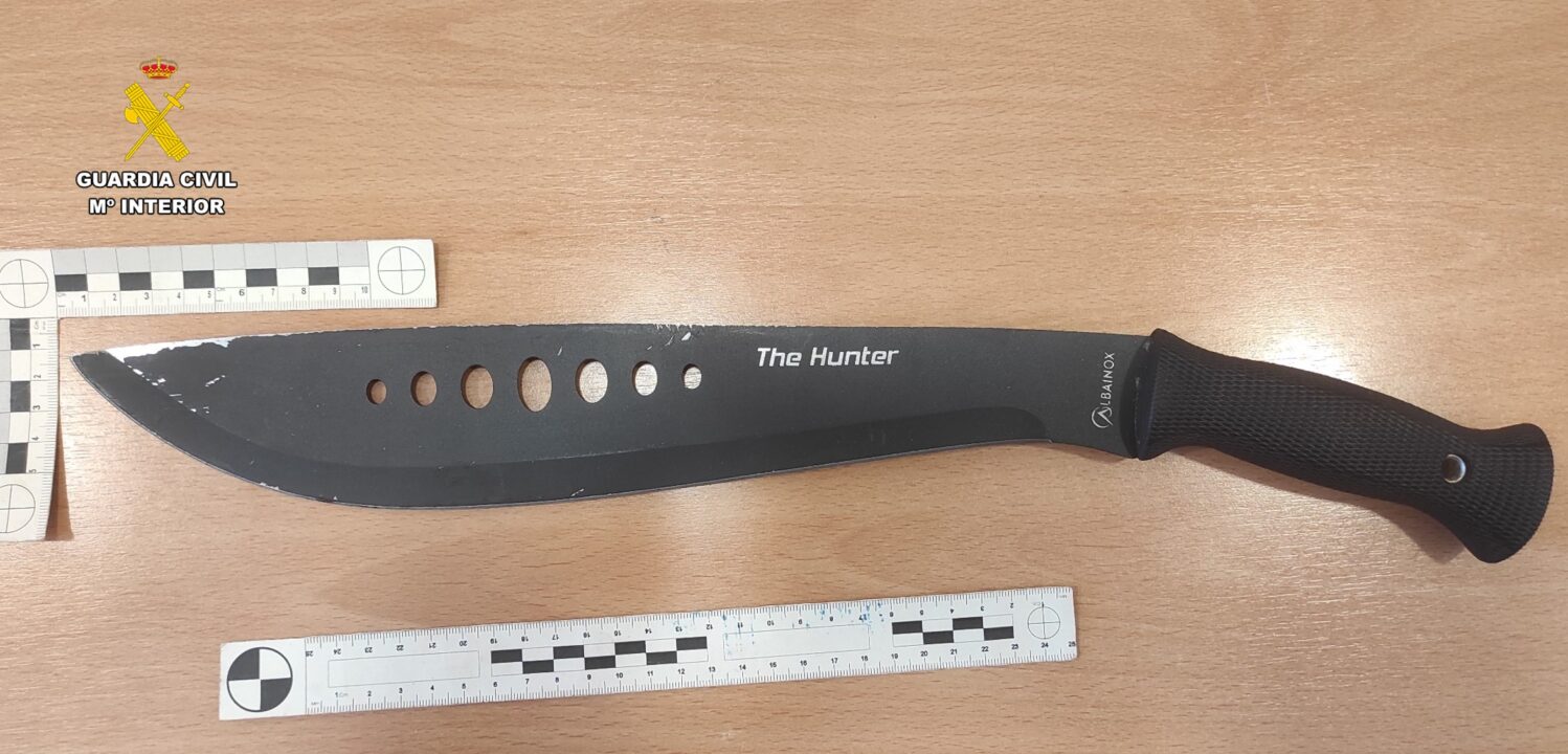 Detenido por apuñalar a un joven con un machete de 40 centímetros en Calpe