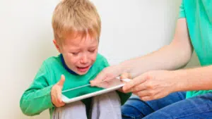 niño_tablet (1) (1)