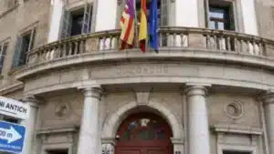 Dos hispanos se enfrentan a 54 años de cárcel por cometer atracos a punta de pistola