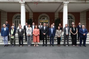 El Gobierno plantea la disminución de los requisitos para regularizarse en España