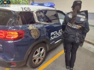 Sucesos.- Detenido en Benissa (Alicante) un fugitivo buscado por un asalto a una joyería en Francia