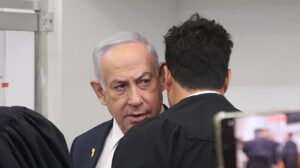 Binyamin_Netanyahu_in_court