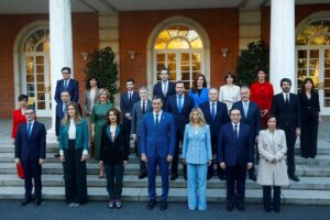 El Ejecutivo de Sánchez: récord de ministerios y escasez de perfiles técnicos