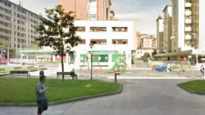 Un magrebí apuñalado en el tórax en Gijón