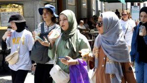 España ya supera el millón de marroquíes censados y suma más de ocho millones de inmigrantes en apenas dos décadas