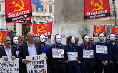 Marco Rizzo en una manifestación con el  PCI