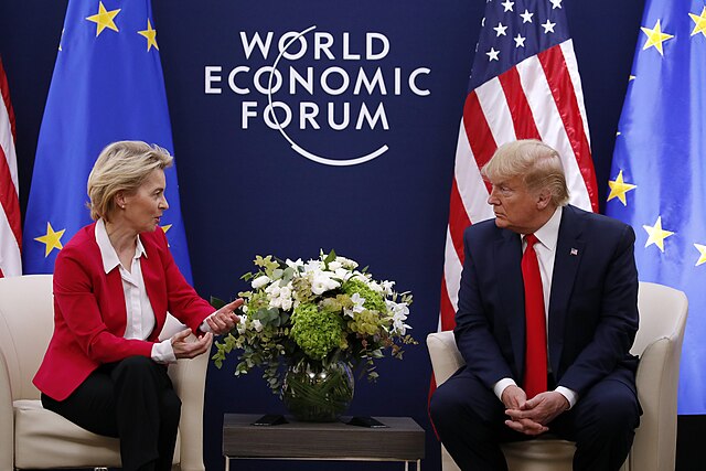 Donald Trump y Ursula Von der Leyen en Davos