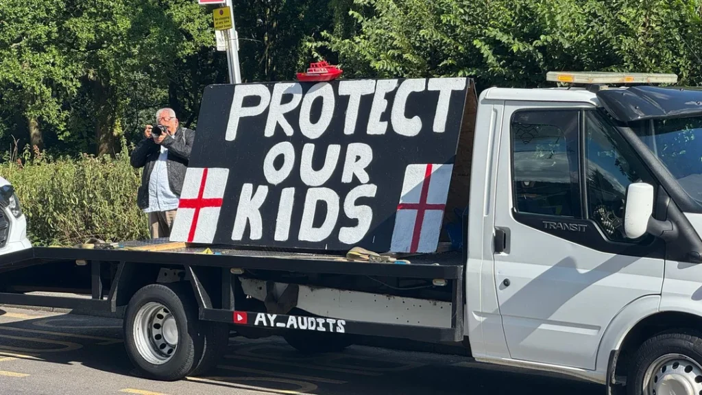 epping-protests-are-just-the-latest-flashpoint-of-v0-uCtFTIYgvThJm7SCr9dxc9ZXJ-QK_7bd4LAuG1QjKX4