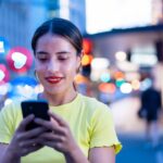 El 81% de los jóvenes de 18 a 34 años utiliza las redes sociales como principal fuente de información política