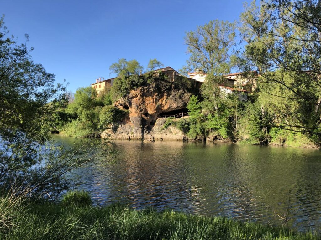 Eremitorio la Cueva y el Covanuto_Cillarperlata Fuente CEDER Merindades