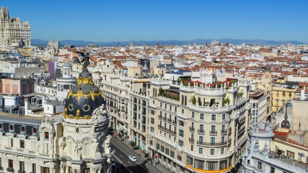 La mexicana Be Grand compra un edificio histórico de la Comunidad de Madrid por 31 millones para transformarlo en viviendas de lujo