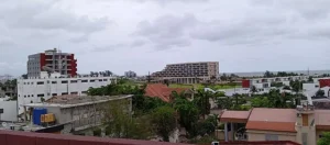 Vue_panoramique_du_quartier_à_Cadjéhoun_à_Cotonou_au_Bénin_02