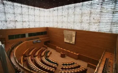 El CIS da el empate al PSOE y al PP en las elecciones a Cortes de Castilla y León.