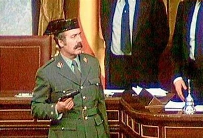La desclasificación de los documentos del 23 F la nueva bomba de humo de Pedro Sanchez