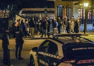 Familias de Castro Urdiales denuncian amenazas a menores locales por parte de varios menas